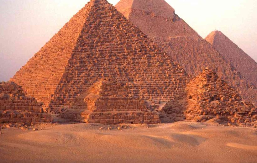 Giza Pyramids & Memphis & Sakkara Day tour from Cairo