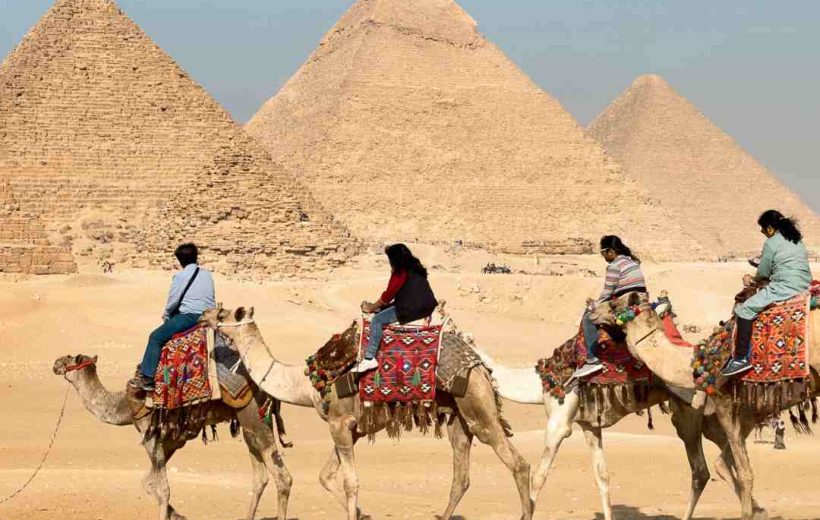 5 Days Trip to Egypt: Cairo, Luxor and Aswan (The Secrets of Egypt)