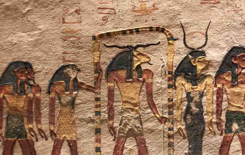 Tour to the valley of the kings and Valley of the Queens from Luxor