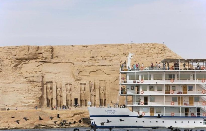 5 Days Nile Cruise at Naser Lake from Aswan to Abu Simbel