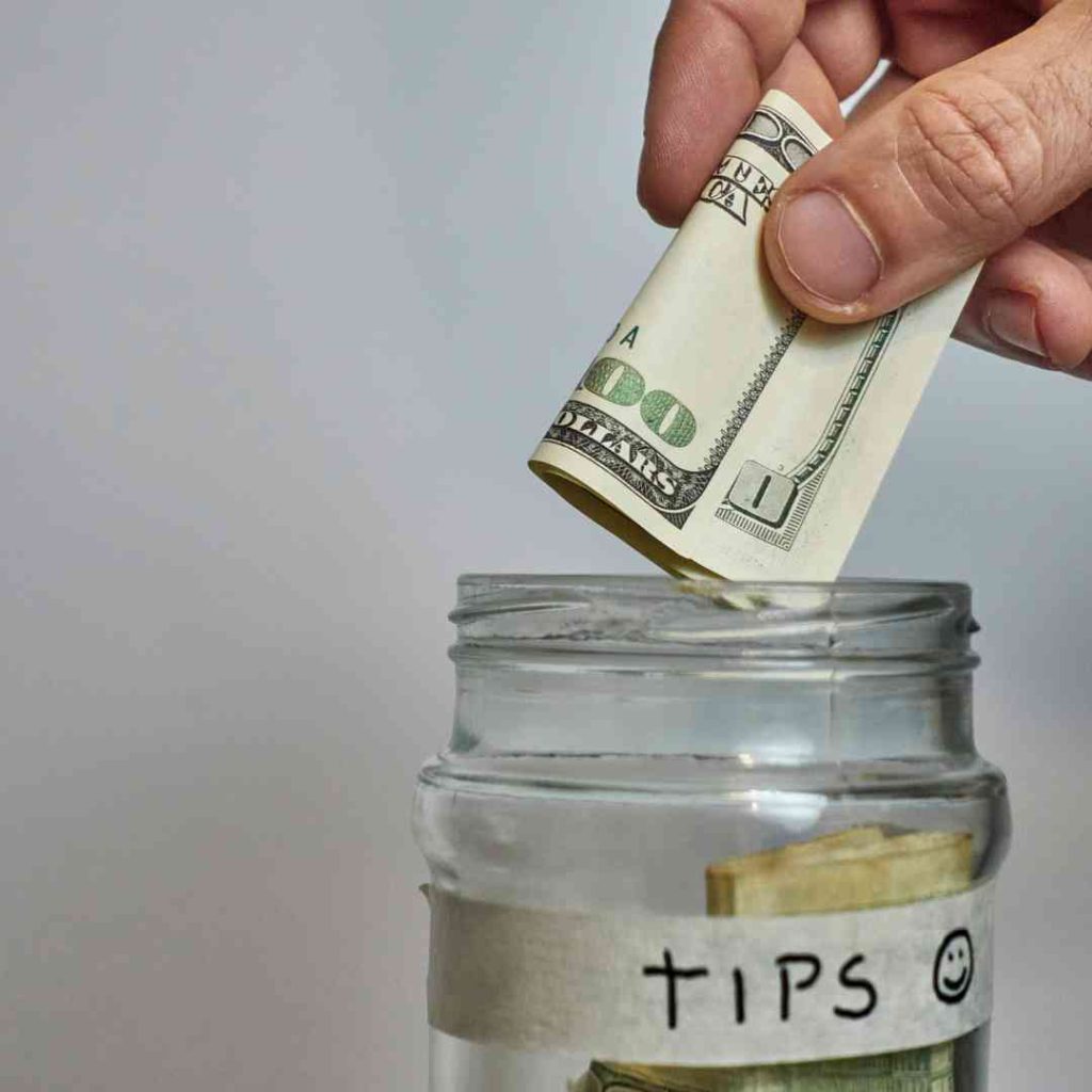 how much to tip on nile cruise